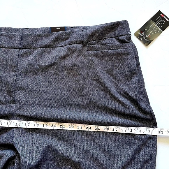 NWT! ($60) Avenue Women's Tummy Control Trouser Pants Petite Women Plus Size 32P - Picture 13 of 14